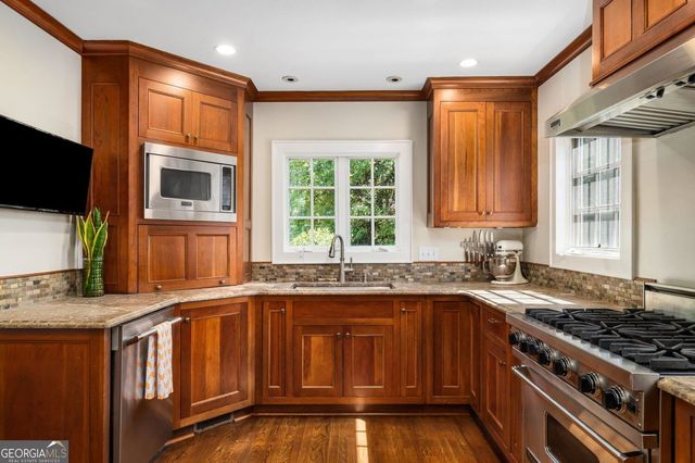 2692 Osborne Road NE, Brookhaven, GA 30319