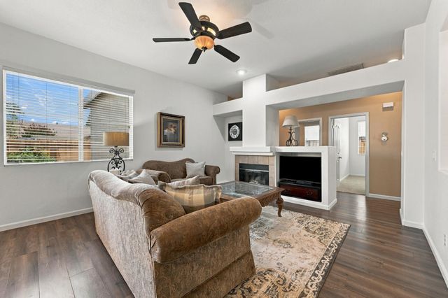 1792 Grouse Run Cir, Roseville, CA 95747