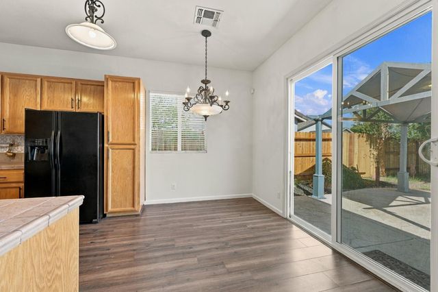 1792 Grouse Run Cir, Roseville, CA 95747