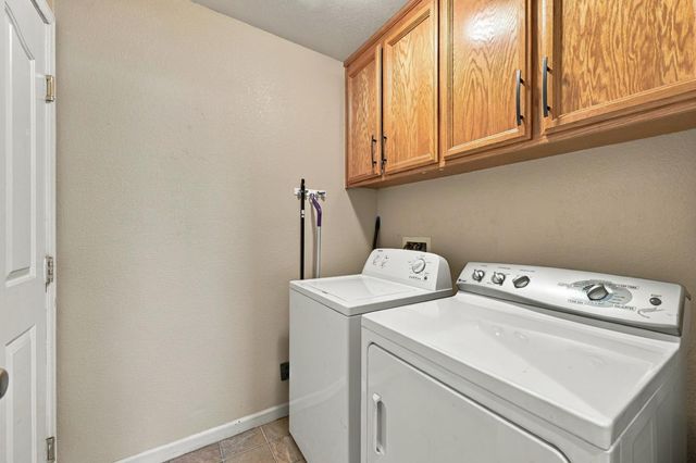 1792 Grouse Run Cir, Roseville, CA 95747