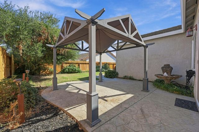 1792 Grouse Run Cir, Roseville, CA 95747