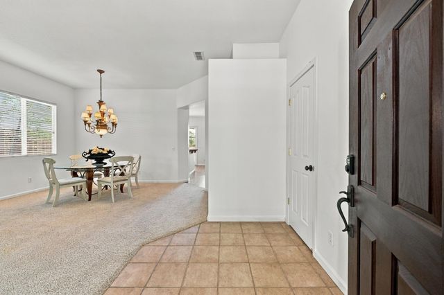 1792 Grouse Run Cir, Roseville, CA 95747