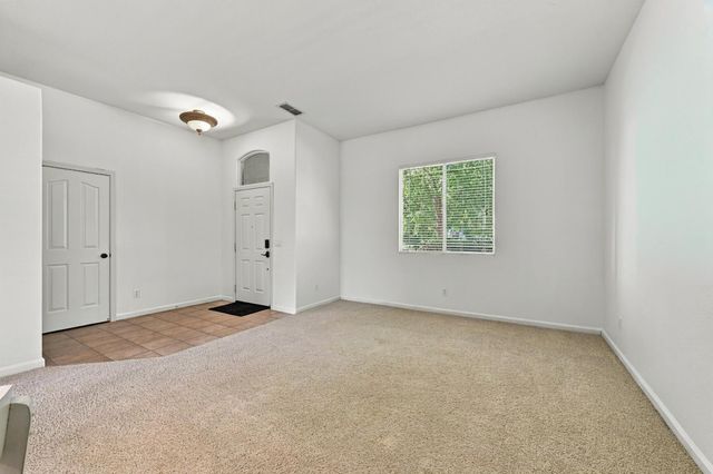 1792 Grouse Run Cir, Roseville, CA 95747