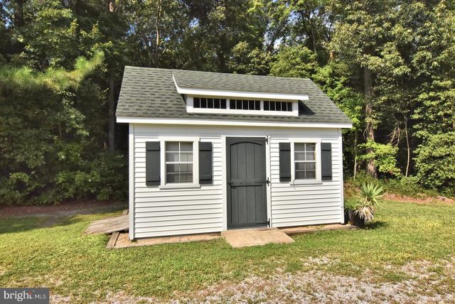 12722 COUNTY SEAT HWY, Laurel, DE 19956