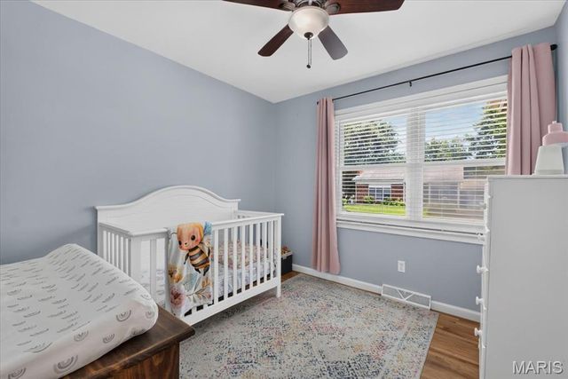 637 S Pam Avenue, St Charles, MO 63301