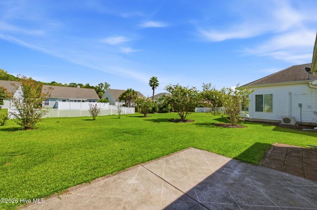 122 Planters Row Lane, Calabash, NC 28467