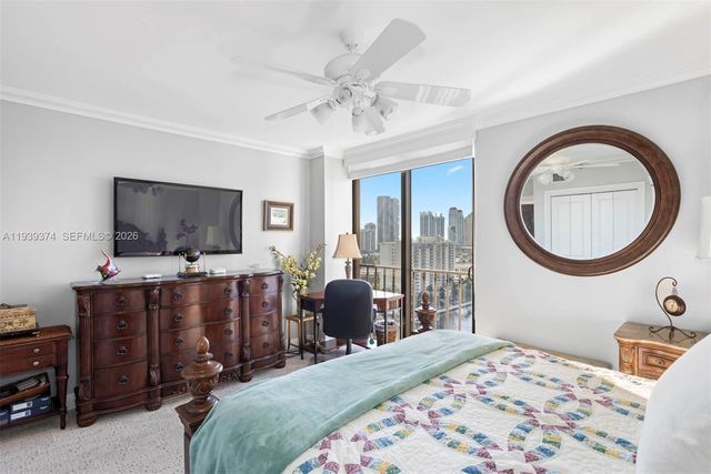 19667 Turnberry Way 19-K, Aventura, FL 33180