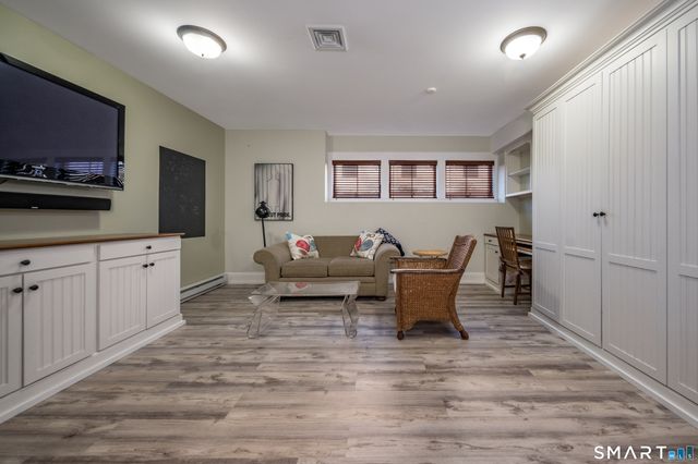 24 Ridgewood Avenue, Madison, CT 06443