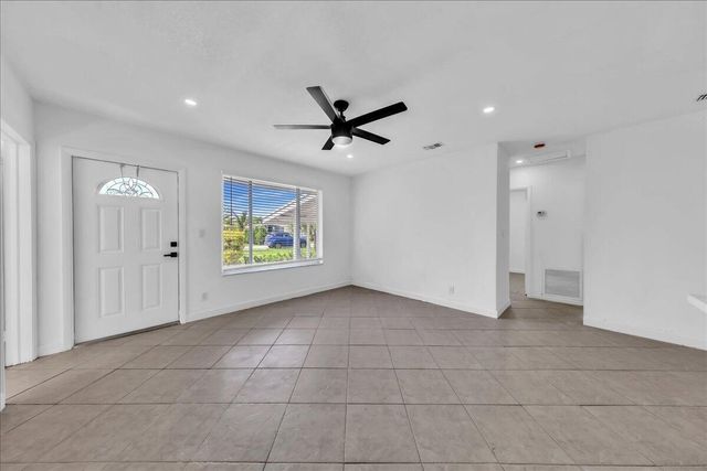 6311 SW 2ND Street, Margate, FL 33068