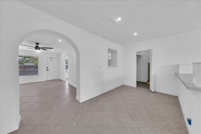 6311 SW 2ND Street, Margate, FL 33068