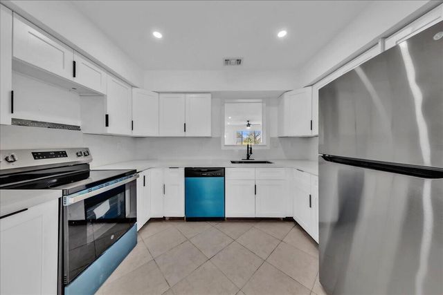 6311 SW 2ND Street, Margate, FL 33068