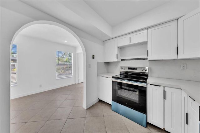 6311 SW 2ND Street, Margate, FL 33068