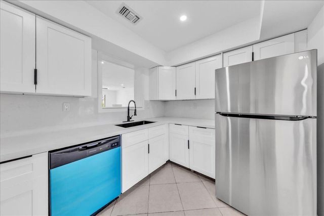 6311 SW 2ND Street, Margate, FL 33068