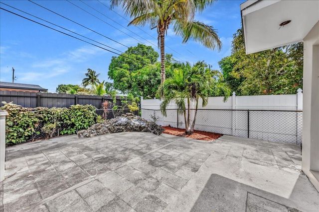 6311 SW 2ND Street, Margate, FL 33068