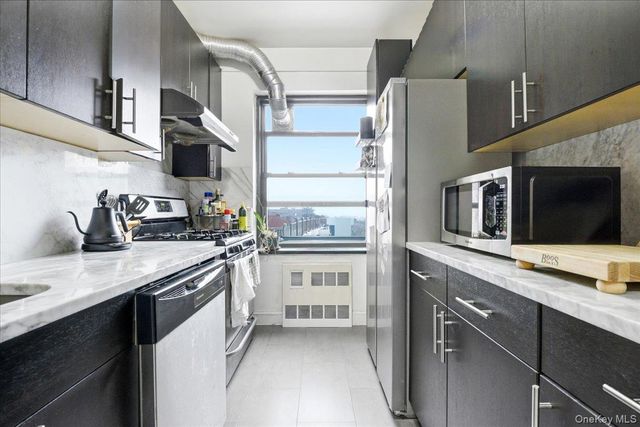 99-60 63rd Road 3AA, Rego Park, NY 11374