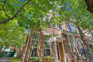 5022 BARBOUR DR #B, Alexandria, VA 22304