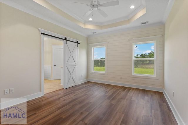 88 Northshore Avenue, Jesup, GA 31545