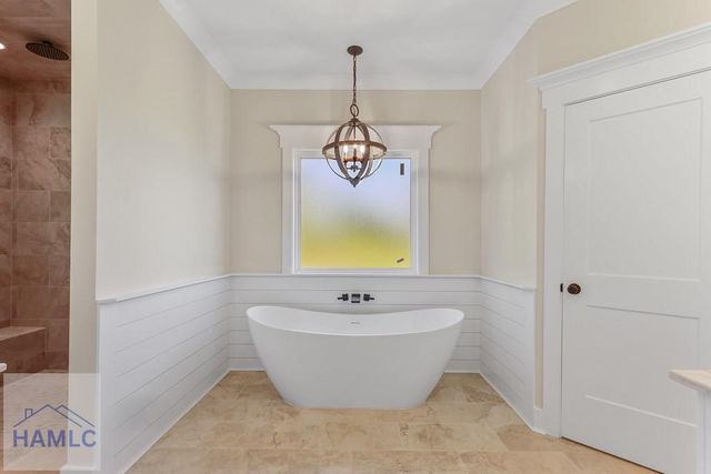 88 Northshore Avenue, Jesup, GA 31545