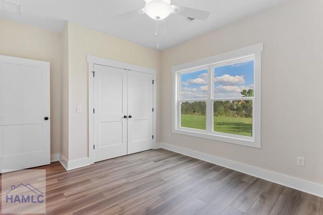 88 Northshore Avenue, Jesup, GA 31545