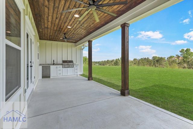 88 Northshore Avenue, Jesup, GA 31545