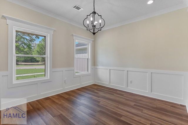 88 Northshore Avenue, Jesup, GA 31545