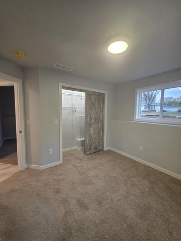 982 BYRD AVENUE, Neenah, WI 54956