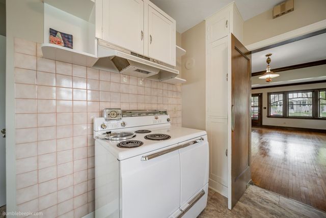 2803 W Fairview Ave, Spokane, WA 99205