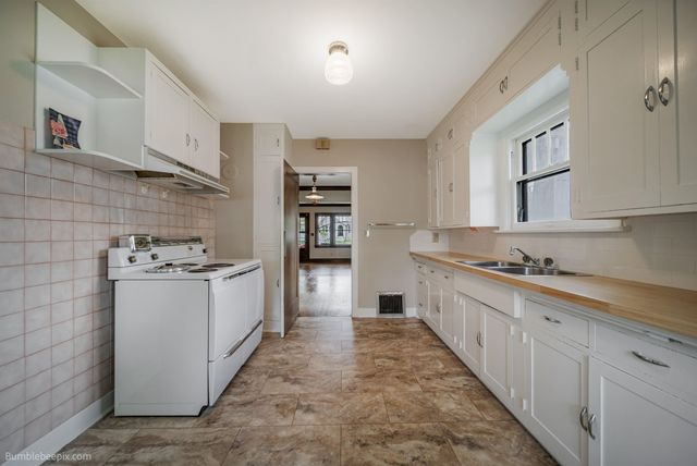 2803 W Fairview Ave, Spokane, WA 99205