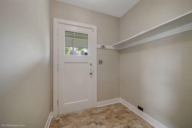 2803 W Fairview Ave, Spokane, WA 99205