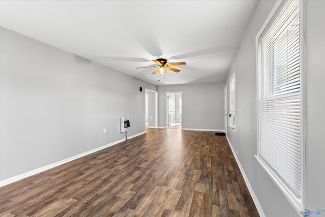 1167 Carter Grove Road, Hazel Green, AL 35750