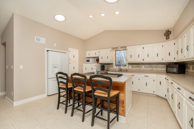 21506 Texas Avenue, Prior Lake, MN 55372