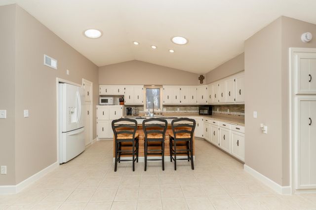 21506 Texas Avenue, Prior Lake, MN 55372