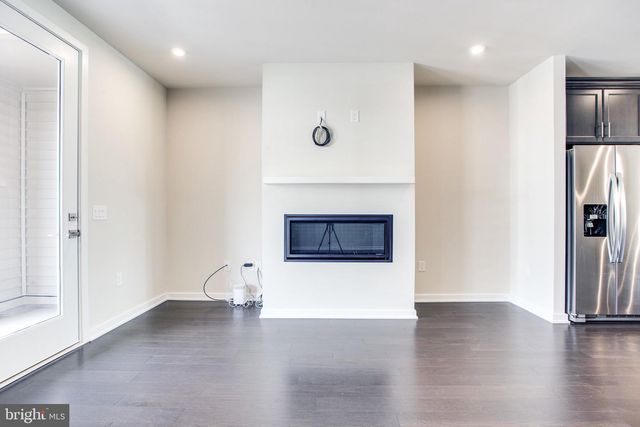 7510 SAWYER FARM WAY, Mclean, VA 22102