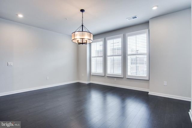 7510 SAWYER FARM WAY, Mclean, VA 22102