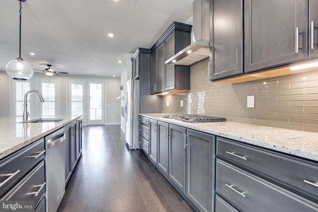 7510 SAWYER FARM WAY, Mclean, VA 22102