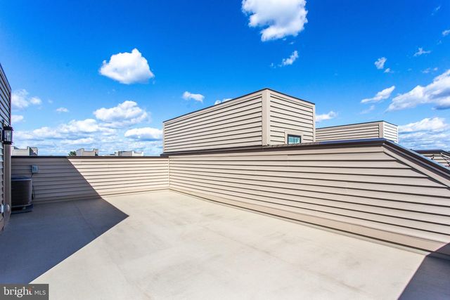 7510 SAWYER FARM WAY, Mclean, VA 22102