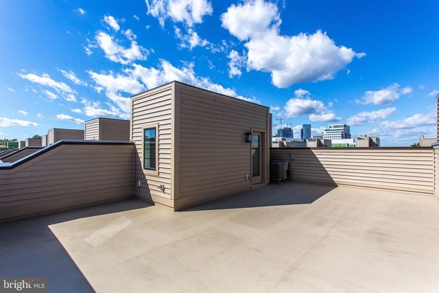 7510 SAWYER FARM WAY, Mclean, VA 22102