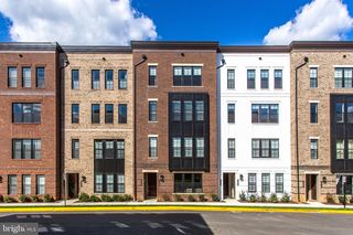 7510 SAWYER FARM WAY, Mclean, VA 22102