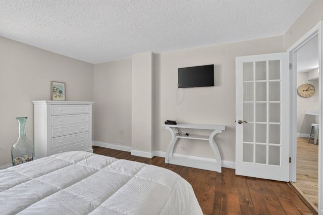 4 Royal Palm Way 403, Boca Raton, FL 33432