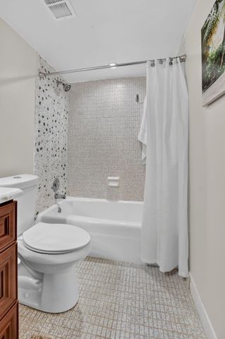 4 Royal Palm Way 403, Boca Raton, FL 33432