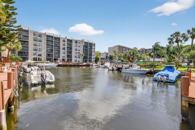 4 Royal Palm Way 403, Boca Raton, FL 33432