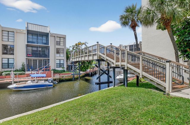 4 Royal Palm Way 403, Boca Raton, FL 33432