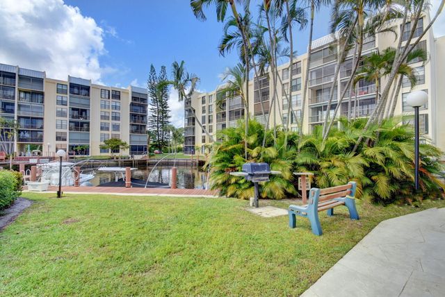 4 Royal Palm Way 403, Boca Raton, FL 33432