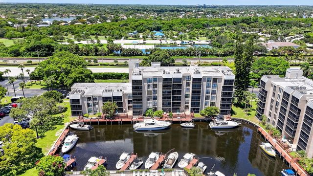 4 Royal Palm Way 403, Boca Raton, FL 33432