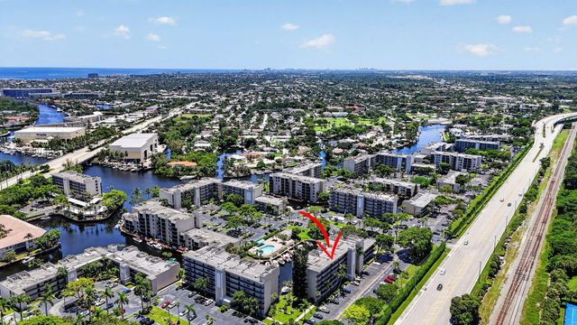 4 Royal Palm Way 403, Boca Raton, FL 33432