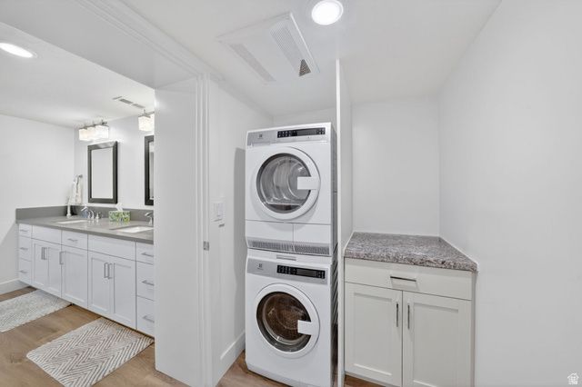 3618 S TANNER GARDENS CT, Millcreek, UT 84109