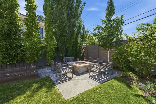 3618 S TANNER GARDENS CT, Millcreek, UT 84109