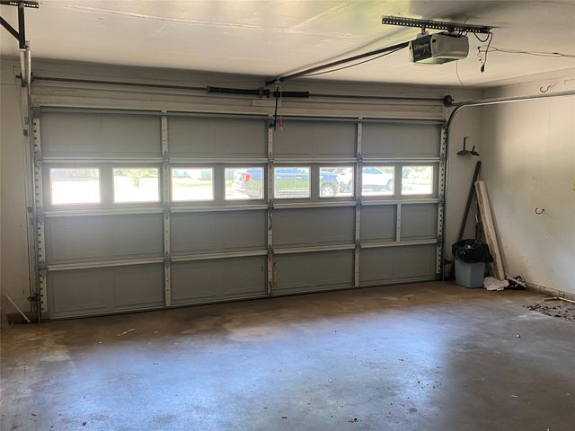 3271 Hubbard Street, Paris, TX 75460