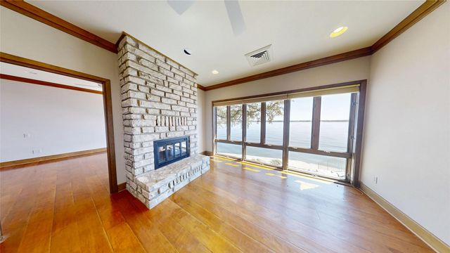 4917 Rio Vista Drive, Granbury, TX 76049