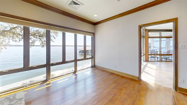 4917 Rio Vista Drive, Granbury, TX 76049